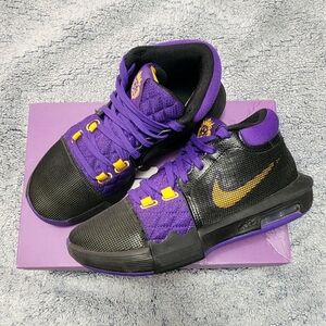 Nike LeBron 8 Lakers
